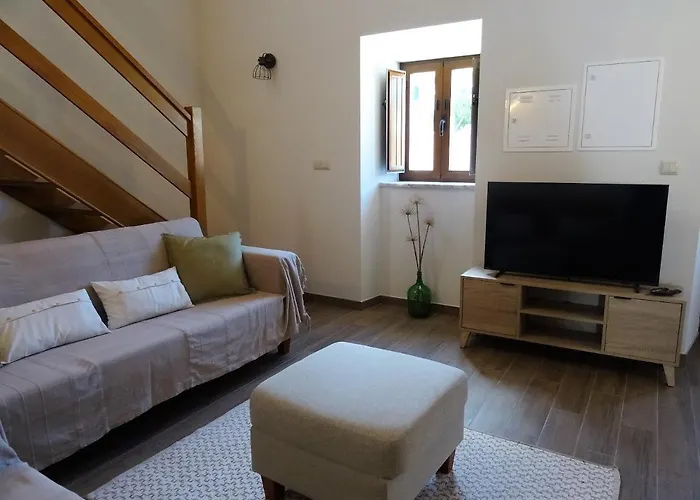 Casa Andorinhas Feriehus *